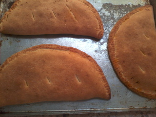 Blog de sammourahanem : les delices de samira, pizza calzone