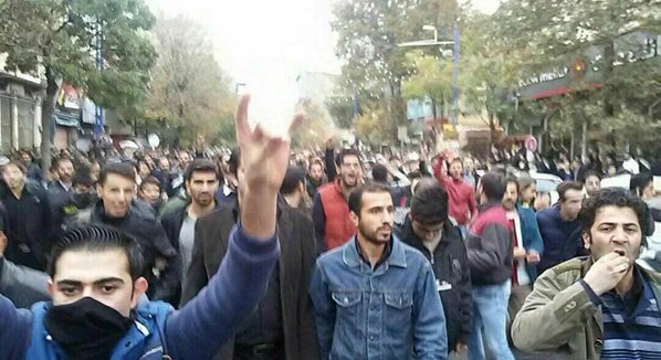 مظاهرات تجتاح ومحافظة اذربيجان ايران