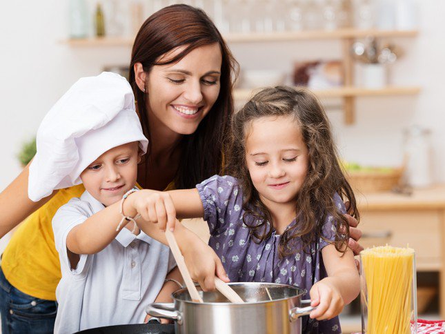 فن الطبخ مع الأطفال 456503415